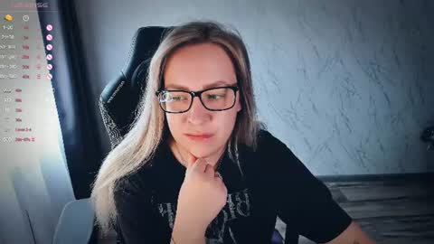 Snapshot of bellezza_ chatting on 06.12.26 Your Annabelle Wolf online show from 06.12.26