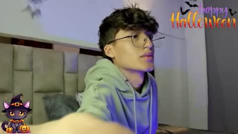 Neon online show from 10.29.25