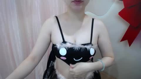 Snapshot of belly18only chatting on 11.01.25 Belly online show from 11.01.25