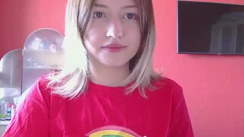 Snapshot of belovedmary chatting on 06.22.26 belovedmary online show from 06.22.26