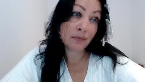 Snapshot of beluckynow chatting on 05.06.26 beluckynow online show from 05.06.26