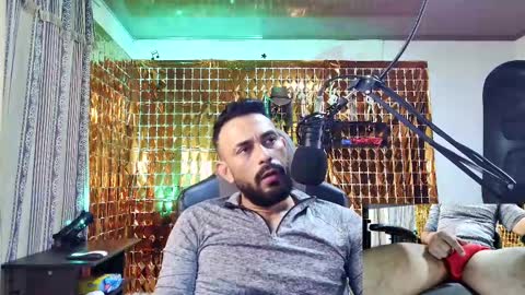Snapshot of ben_blaze chatting on 01.17.25 BEN online show from 01.17.25