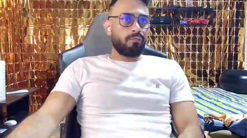 Snapshot of ben_blaze chatting on 01.19.25 BEN online show from 01.19.25