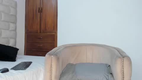    online show from 10.15.25