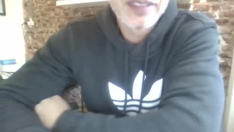 Snapshot of benedett22 chatting on 12.02.24 benedett22 online show from 12.02.24