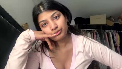 bengalibaddie7_x online show from 05.18.26