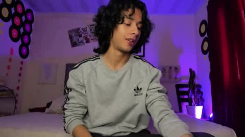 Snapshot of benjamin_fiore chatting on 02.21.25 benjamin_fiore online show from 02.21.25