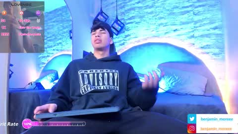 Snapshot of benjamin_more chatting on 09.15.25 BENJAMIN online show from 09.15.25