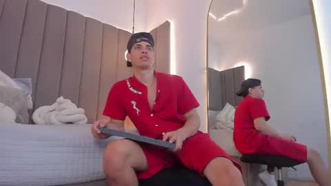 BENJAMIN online show from 07.07.26