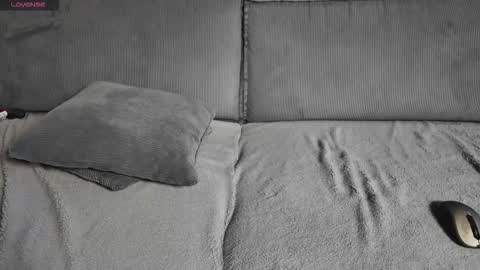 Snapshot of benjaminbond chatting on 02.25.26 benjaminkarl02 online show from 02.25.26