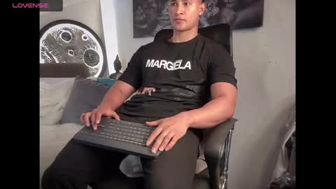 Snapshot of benjamincooperk1 chatting on 09.20.25 benjamincooperk online show from 09.20.25