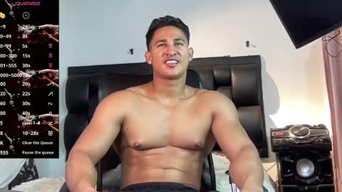 Snapshot of benjamincooperk1 chatting on 09.28.25 benjamincooperk online show from 09.28.25