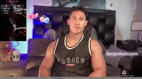Snapshot of benjamincooperk1 chatting on 11.02.25 benjamincooperk online show from 11.02.25