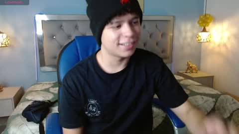 Snapshot of benjamintwink1 chatting on 12.28.24 BENJAMIN online show from 12.28.24