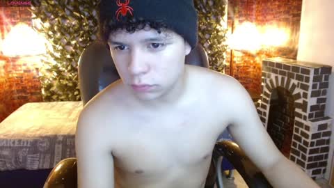 Snapshot of benjamintwink1 chatting on 01.05.25 BENJAMIN online show from 01.05.25