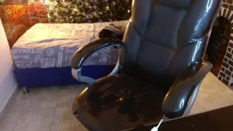 Snapshot of benjamintwink1 chatting on 01.06.25 BENJAMIN online show from 01.06.25