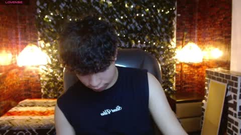 Snapshot of benjamintwink1 chatting on 01.19.25 BENJAMIN online show from 01.19.25