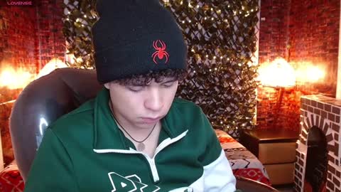 Snapshot of benjamintwink1 chatting on 01.23.25 BENJAMIN online show from 01.23.25