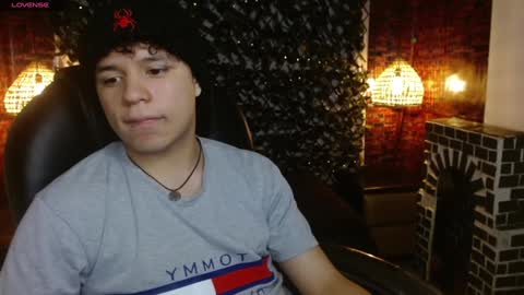 Snapshot of benjamintwink1 chatting on 01.27.25 BENJAMIN online show from 01.27.25