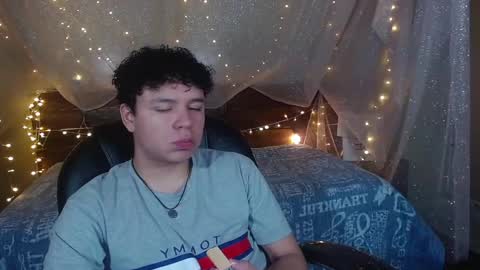 Snapshot of benjamintwink1 chatting on 02.16.25 BENJAMIN online show from 02.16.25