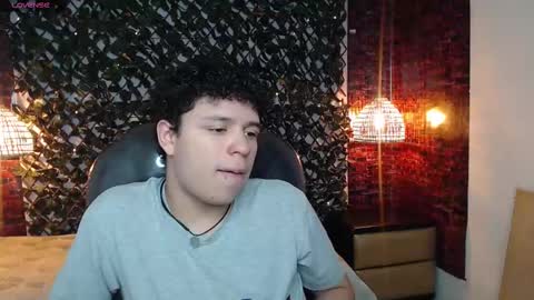 Snapshot of benjamintwink1 chatting on 02.28.25 BENJAMIN online show from 02.28.25