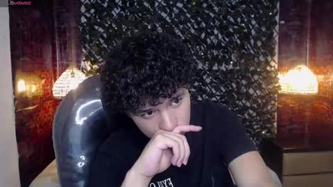 Snapshot of benjamintwink1 chatting on 03.04.25 BENJAMIN online show from 03.04.25