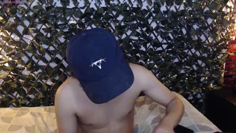 Snapshot of benjamintwink1 chatting on 03.08.25 BENJAMIN online show from 03.08.25