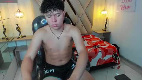 Snapshot of benjamintwink1 chatting on 09.14.25 BENJAMIN online show from 09.14.25