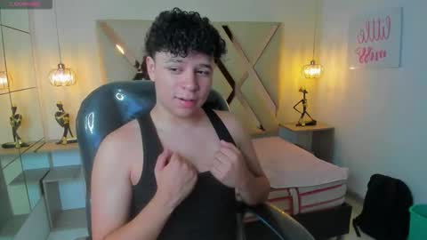 Snapshot of benjamintwink1 chatting on 09.26.25 BENJAMIN online show from 09.26.25