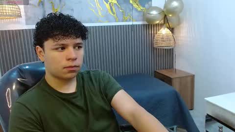 Snapshot of benjamintwink1 chatting on 10.14.25 BENJAMIN online show from 10.14.25