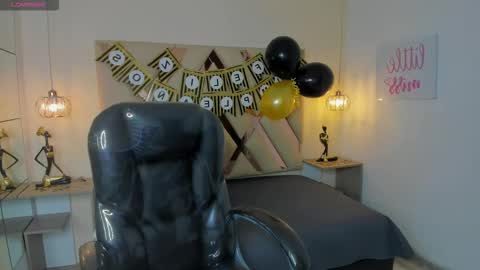 Snapshot of benjamintwink1 chatting on 10.18.25 BENJAMIN online show from 10.18.25