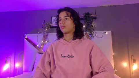 BENJI FIORE online show from 10.06.25