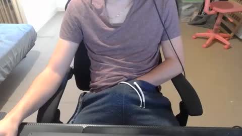 Snapshot of benjifrenchifirst chatting on 10.31.25 Benjifrenchi online show from 10.31.25