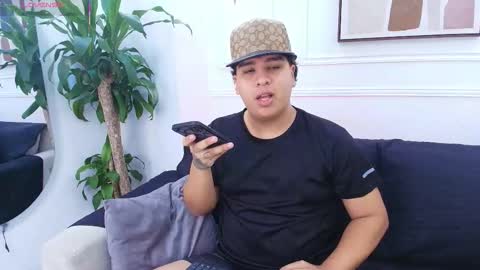 Snapshot of bennett_alejoo chatting on 10.06.25 bennett_alejoo online show from 10.06.25