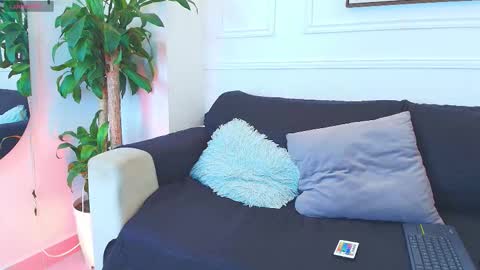 Snapshot of bennett_alejoo chatting on 10.29.25 bennett_alejoo online show from 10.29.25