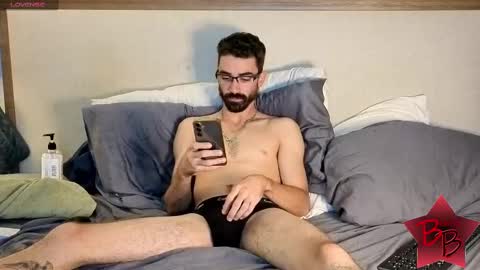 Snapshot of benny_boy95 chatting on 10.09.25 benny_boy95 online show from 10.09.25