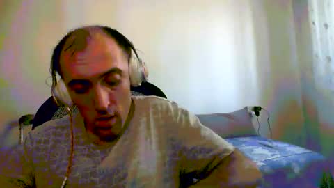 Snapshot of bentish chatting on 09.12.25 bentish online show from 09.12.25