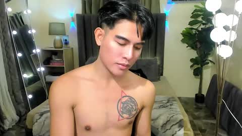 Snapshot of bentlyfuck chatting on 11.07.25 bentlyfuck online show from 11.07.25