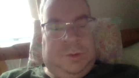Snapshot of bentre2022 chatting on 01.31.25 SimonJones2000 online show from 01.31.25