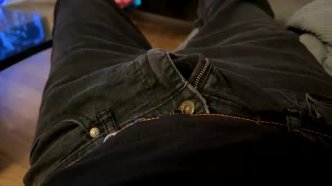 benz10001 online show from 01.19.25