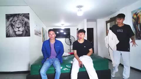 benz boys online show from 10.12.25