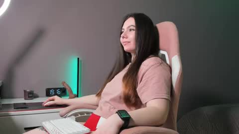 BeriesNiks online show from 02.25.25