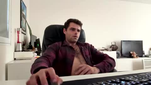 Snapshot of berltex chatting on 01.16.25 Berltex online show from 01.16.25