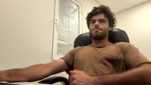 Snapshot of berltex chatting on 10.23.25 Berltex online show from 10.23.25