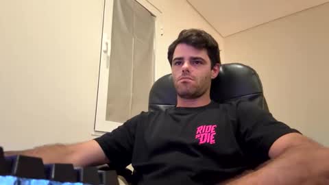 Berltex online show from 11.28.25