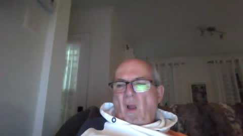 bernard1102 online show from 12.03.24