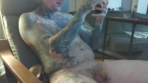 Snapshot of bernhard666 chatting on 01.19.25 bernhard666 online show from 01.19.25