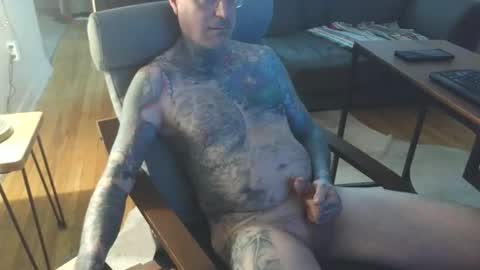 Snapshot of bernhard666 chatting on 05.23.26 bernhard666 online show from 05.23.26