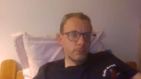 Bernie online show from 05.04.26