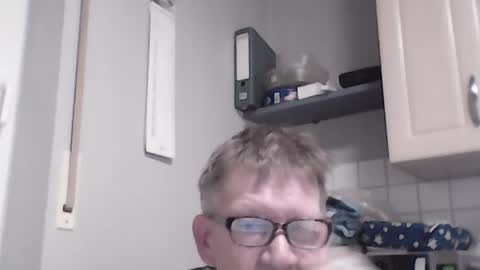 bernie6004 online show from 06.19.26